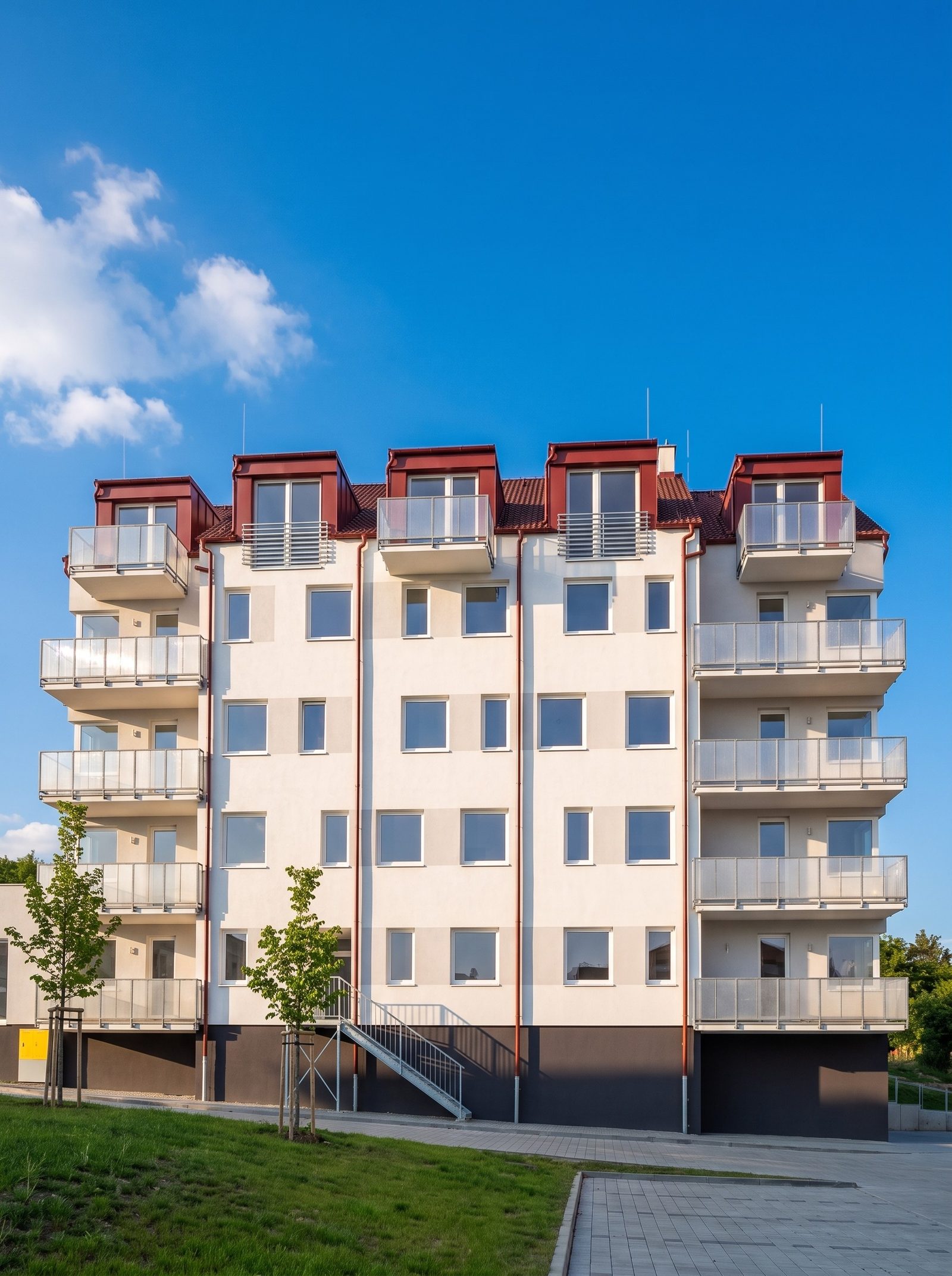 Na zelenom vŕšku apartment building